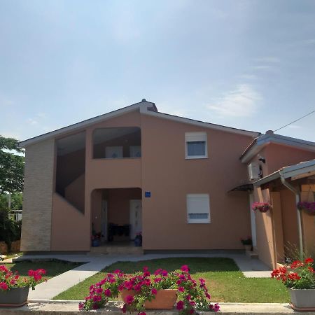 Apartments Dora Poreč Dış mekan fotoğraf